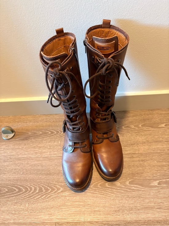 PIKOLINOS Shoes - PIKOLINOS Chestnut Brown Tall Lace-Up Leather Boots